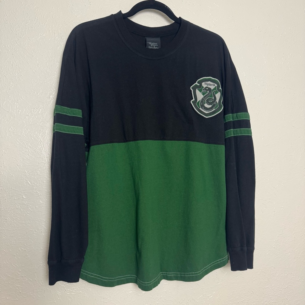 Universal Black‎ and Green Slytherin Long Sleeve Tee - Picture 4 of 7